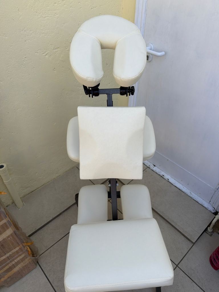 Massage therapy portable chair 