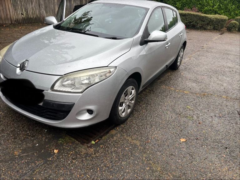 Renault, MEGANE, Hatchback, 2010, Manual, 1598 (cc), 5 doors