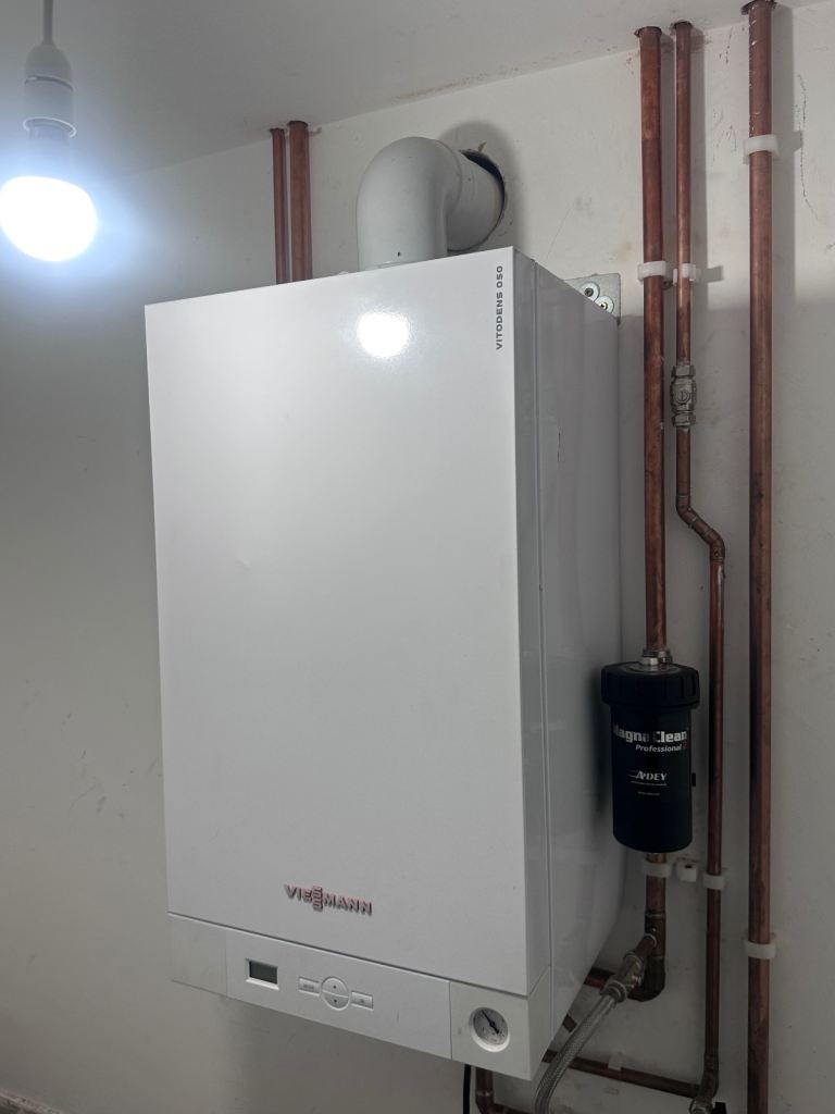 Viessmann Vitodens 050 combi boiler