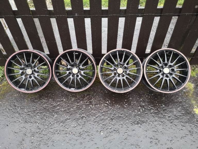 15" Team dynamics multispoke alloys 