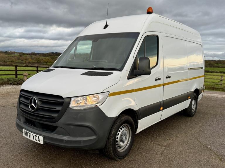 MERCEDES-BENZ SPRINTER 2.0 317 CDI L2 MWB UTILITY SPEC White Manual Diesel 2021