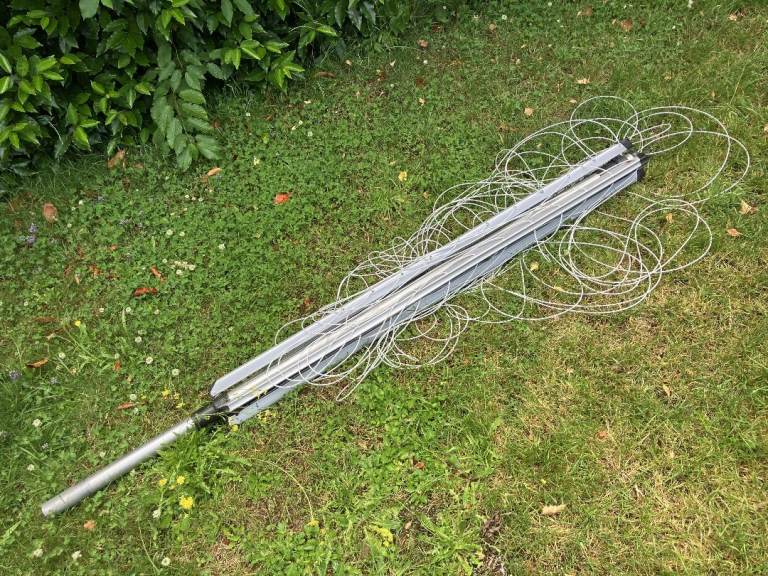 FREE pull‑out washing line frame – Petersfield (no anchor)