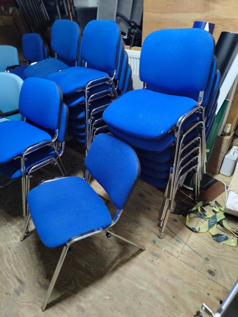 26 x office chairs used in reasonably good condition 