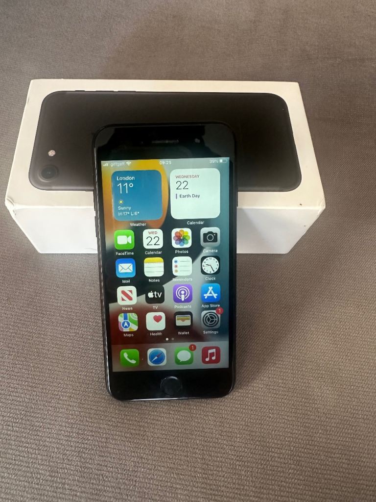 LOTS OF CHEAP PHONES TO CLEAR ALL UNLOCKED CAN DELIVER FOR EXTRA FROM £20!!!!