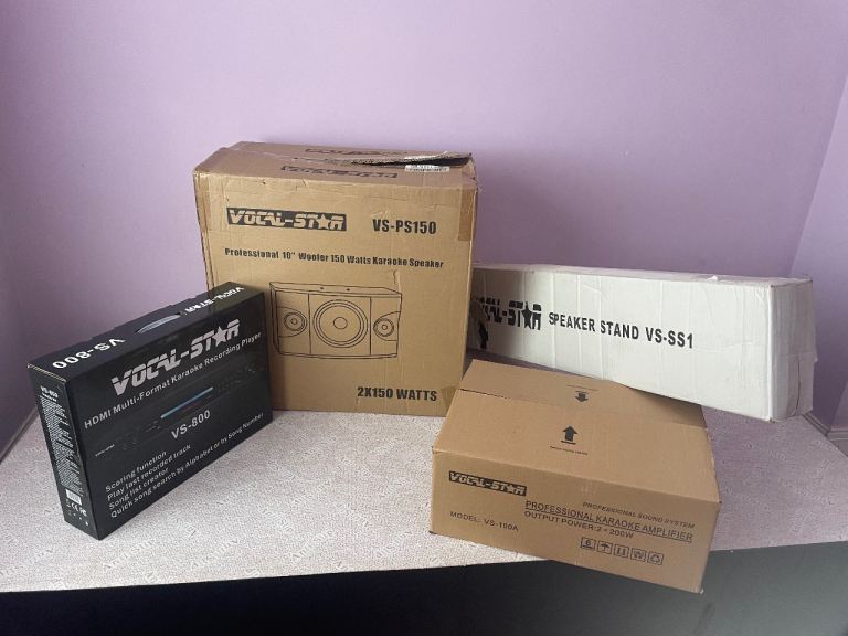 Vocal-Star Karaoke System Bundle - Speaker, Recorder, Amplifier, Stand
