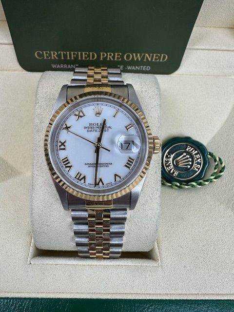 ROLEX 36MM DATEJUST BOX AND CERTIFICATES