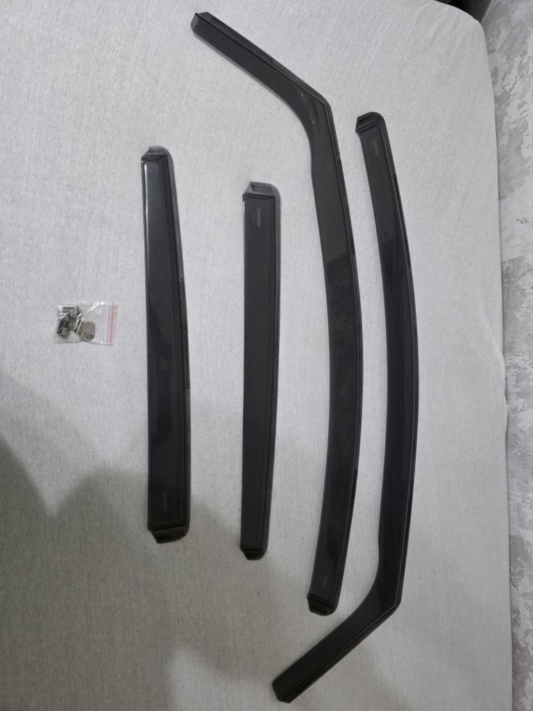 Wind deflectors 