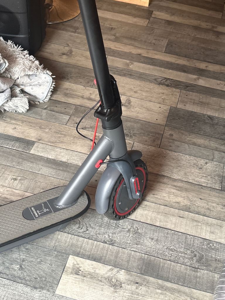 Aovo pro Electric Scooter – great condition 