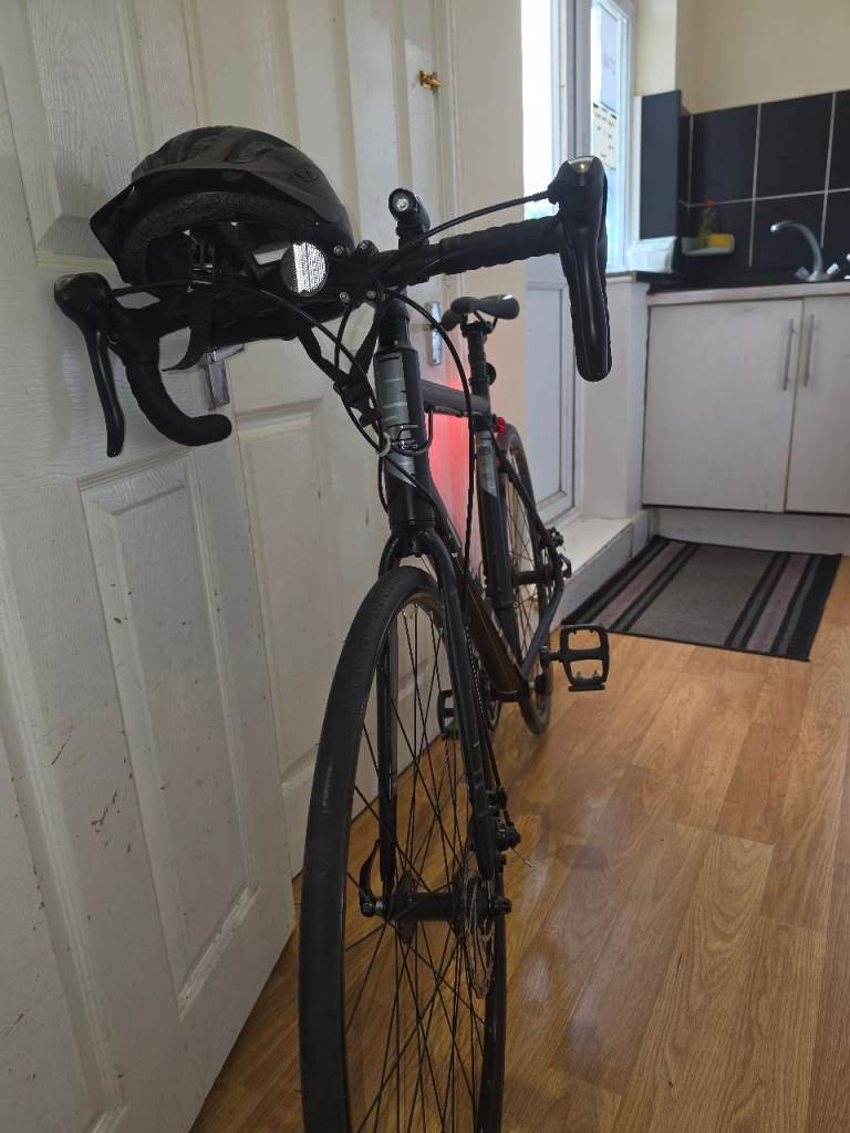 Carrerra Zelos Road bike