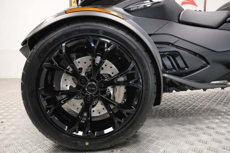 2025 Can-Am Spyder RT Limited Trike Carbon Black - IN STOCK NOW 