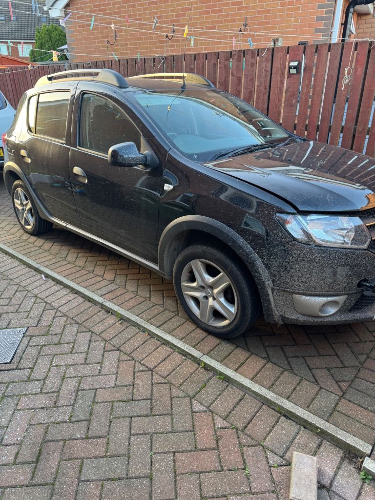 Dacia sandero stepway 54 reg breaking for spares