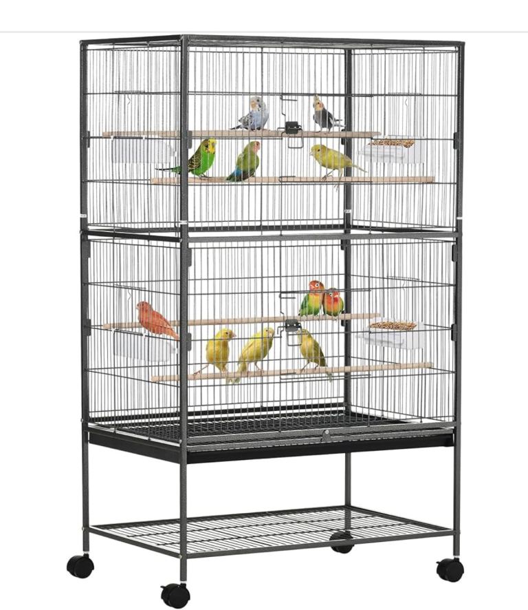 Extra large Pawhut bird cage with accessories only used for 3 months 