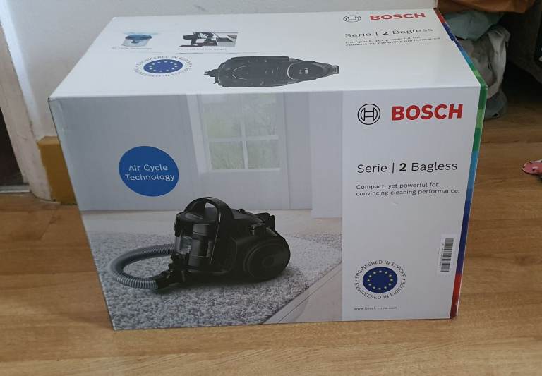 Bosch Serie | 2 Bagless Vacuum Cleaner – Brand New