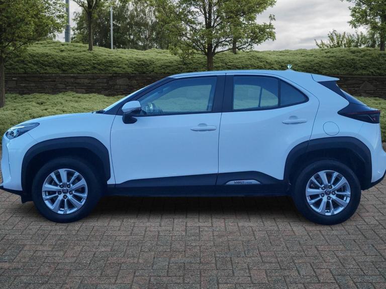 2023 Toyota Yaris 1.5 Hybrid Icon 5dr CVT Estate Hybrid Automatic