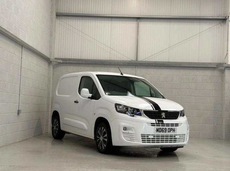 2020 Peugeot Partner 1000 1.5 BlueHDi 100 Professional Van NO VAT PANEL VAN Diesel Manual
