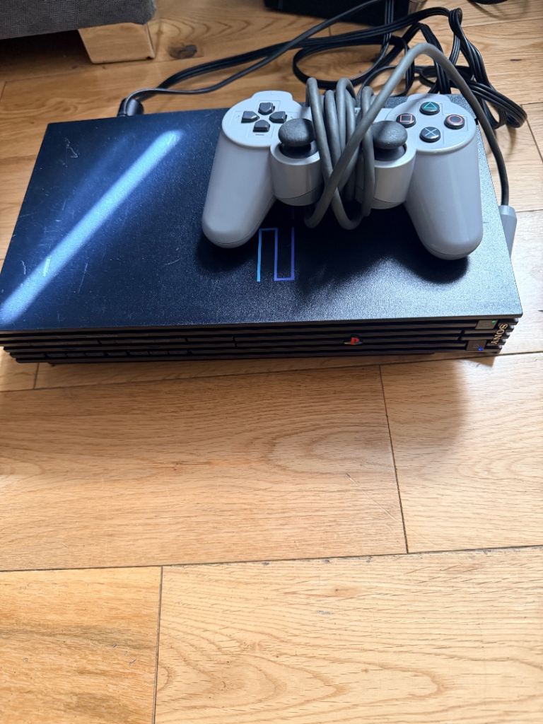 PS2 Console, Xbox 360 and Xbox original, comes with all games shown 