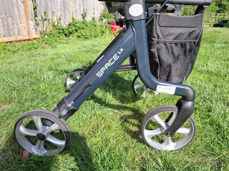 Rollator - Rehasense Rollator Space LX, Black