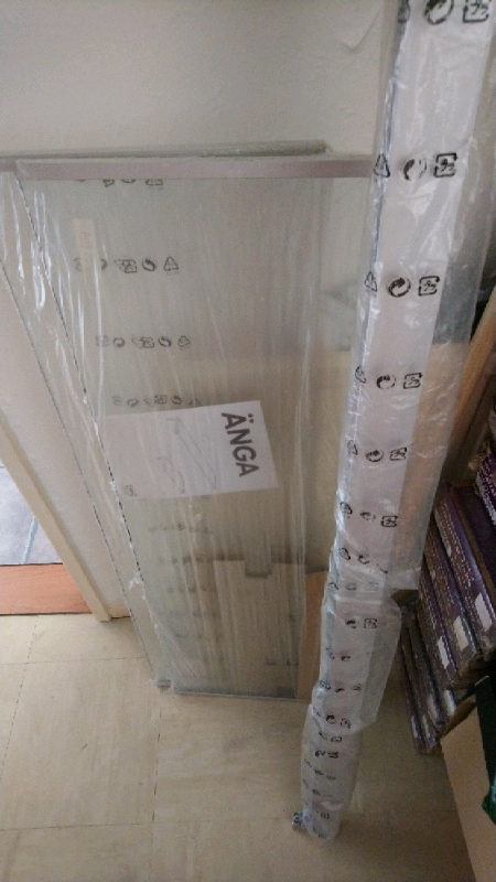 5 glass shelfing unit