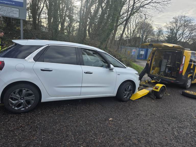 Citroen, C4 PICASSO, MPV, 2015, Semi-Auto, 1560 (cc), 5 doors