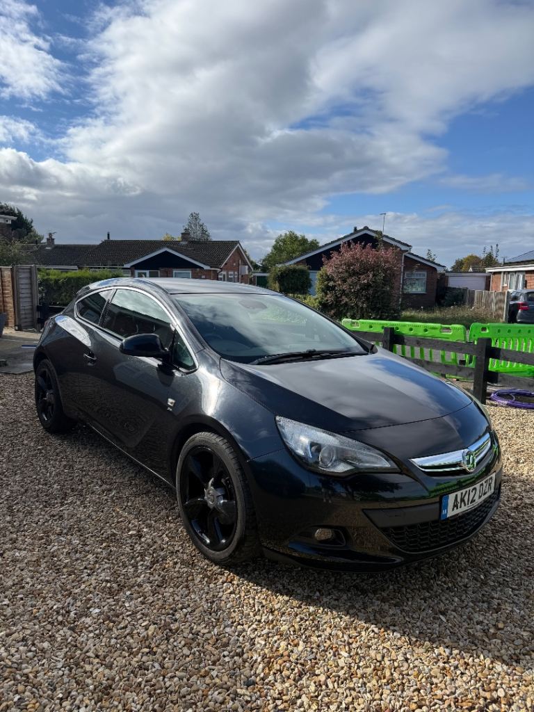 Vauxhall, ASTRA GTC, Hatchback, 2012, Manual, 1364 (cc), 3 doors