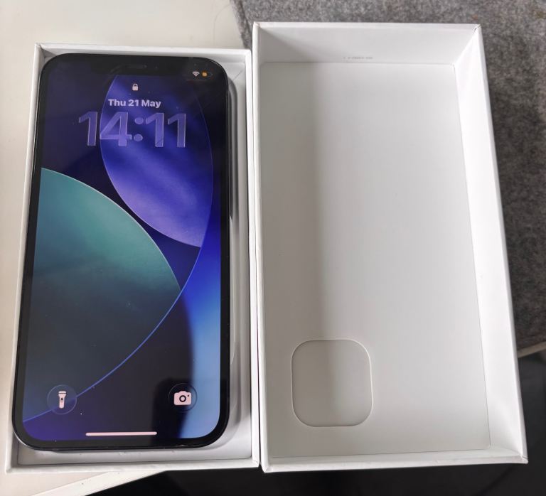 Black iPhone 12 64gb