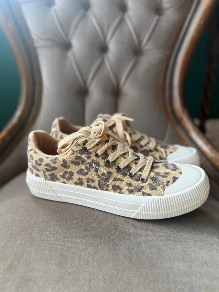 RRP £43 new Rocket Dog Women's Cheery Sneaker, Dexter Tan, 7UK