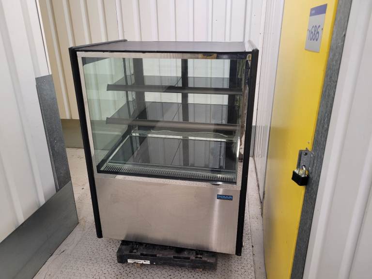 Polar 90 cm Commercial Catering Patisseries cake display fridge  Excellent condition 