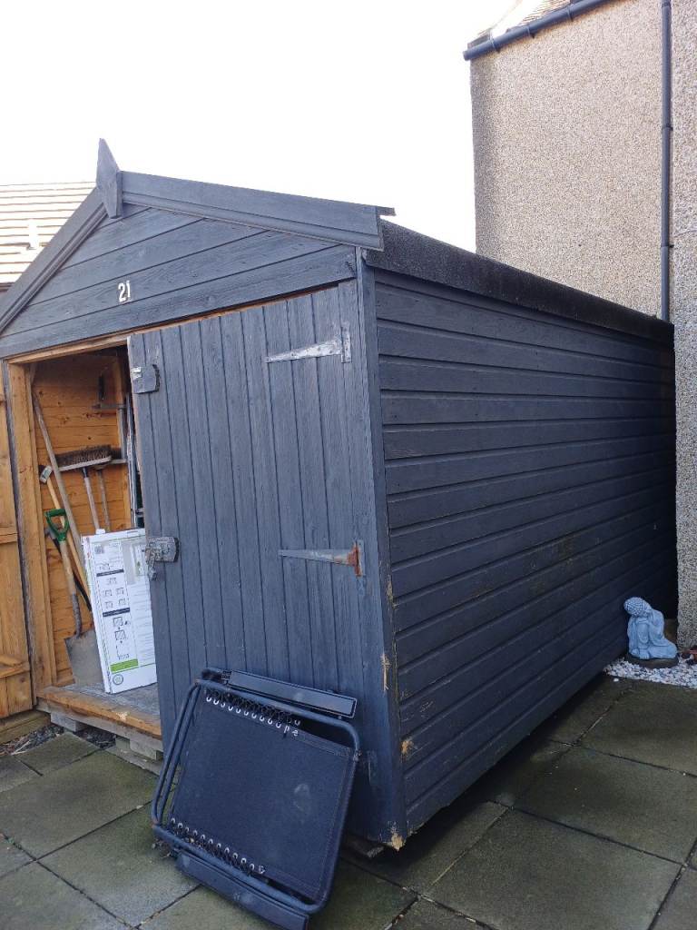 Shed / garage