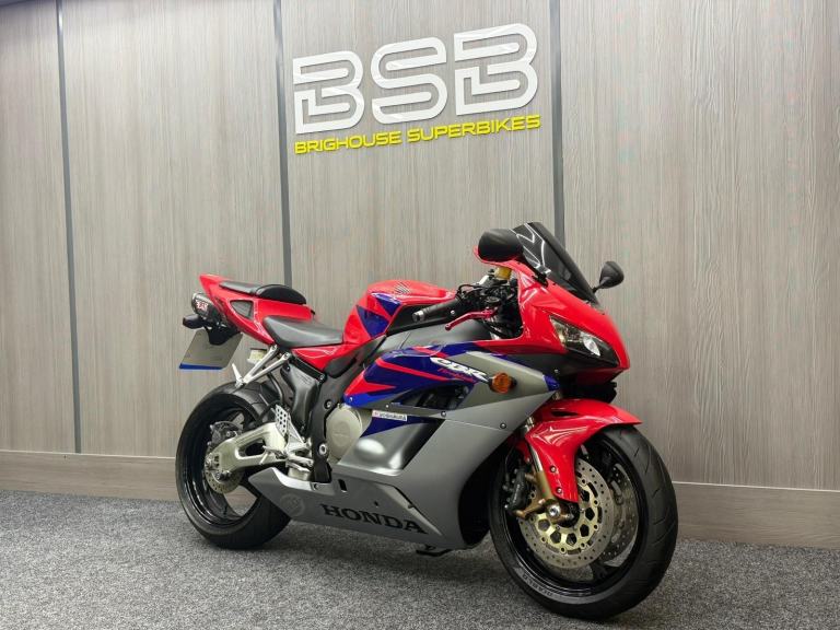 2005 05 Honda CBR1000RR Fireblade RR5 - YOSHIMURA 