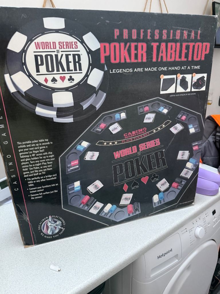 World Series of Poker Professional Poker Tabletop & Chip Set