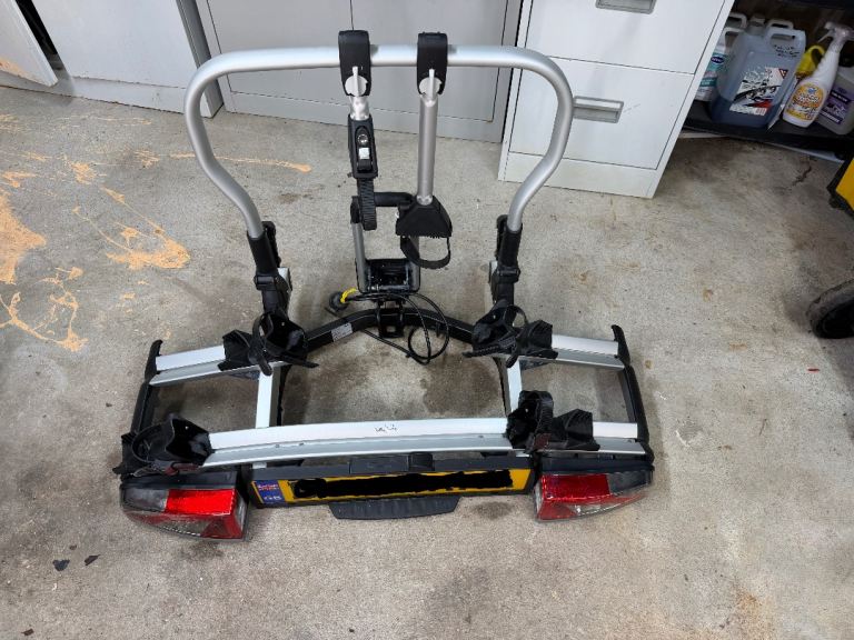 Atera Strada Evo 2 Towball Bike Carrier for 2-3 bikes.