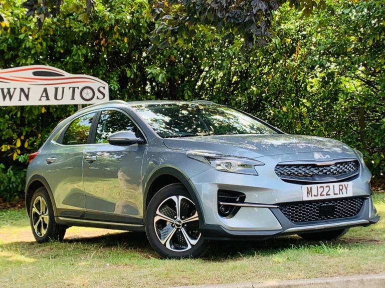 Kia XCeed 1.6 GDi 8.9kWh 3 DCT Euro 6 (s/s) 5dr Petrol/Electric Hybrid Automatic