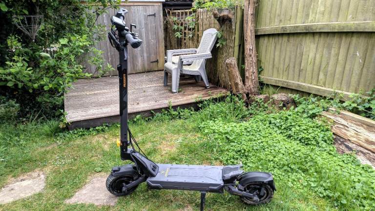 Ausom L2 Max Dual Motor Adult Folding Scooter as new