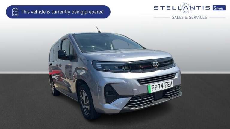 2024 Vauxhall Combo Life Electric 52kWh Design XL MPV 5dr Electric Auto (11kW Charger) (136 ps) M...