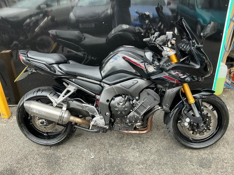 Yamaha FZS 1000