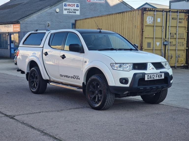 2012 Mitsubishi L200 Double Cab DI-D Barbarian 4WD Auto 176Bhp PICK UP Diesel Automatic
