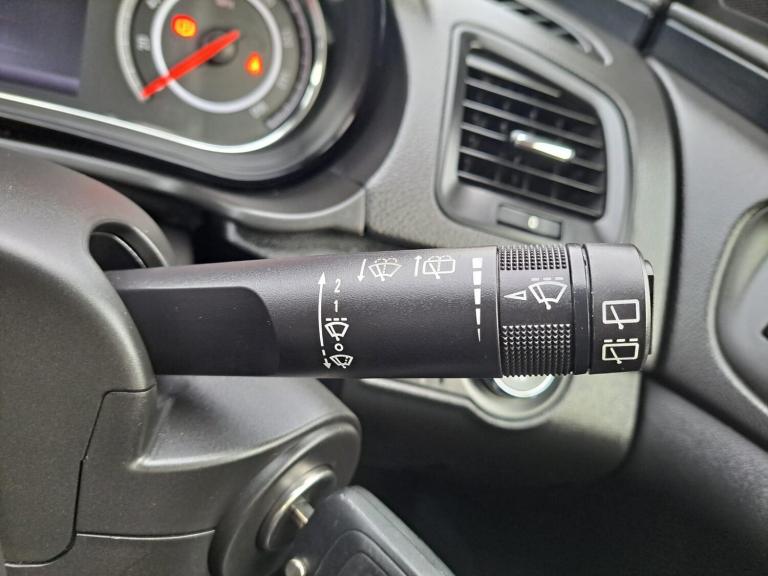 2014 Vauxhall Insignia 2.0 CDTi ecoFLEX Tech Line Sports Tourer Euro 5 (s/s) 5dr ESTATE Diesel Ma...