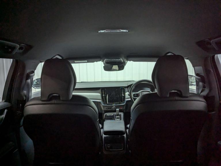 2019 Volvo V90 2.0 V90 R-Design+ T8 PHEV AWD Auto 4WD 5dr Estate Hybrid Automatic