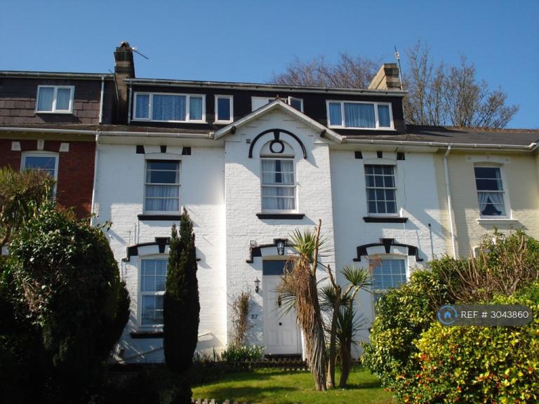 2 bedroom flat in Rathmore Road, Torquay, TQ2 (2 bed) (#3043860)