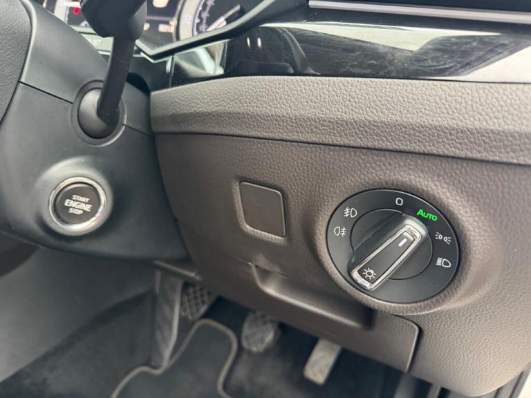 2016 Skoda Superb 2.0 TDI CR Laurin + Klement 5dr HATCHBACK DIESEL Manual