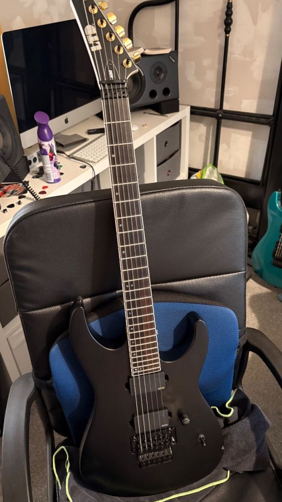 ESP-LTD M-400 Black Satin 