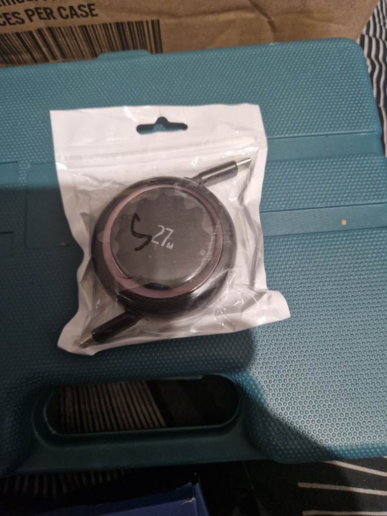 Retractable ligjtning fast charger