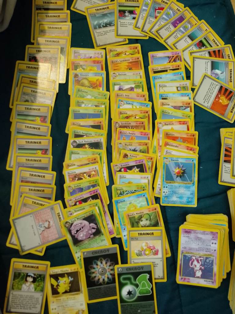 Large Bundle of Vintage Pokémon Trading Cards – Good Condition