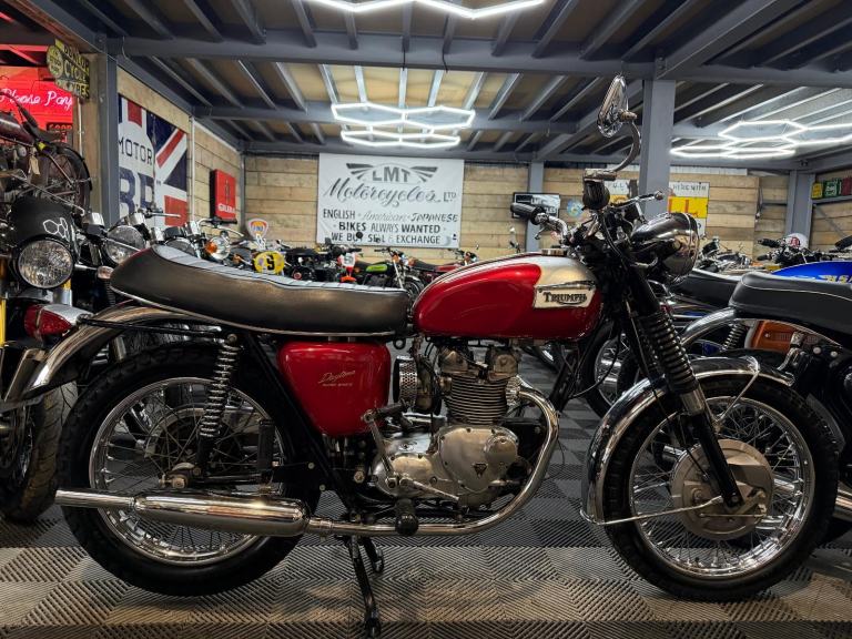 1970 Triumph t100r Daytona 500cc, presented in outstanding condition, px 