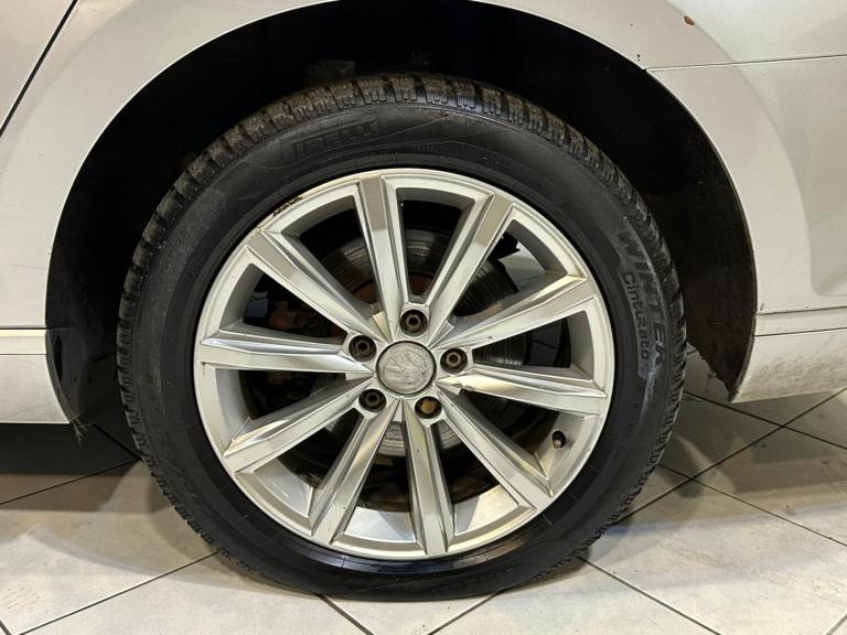 VOLKSWAGEN PASSAT 2.0 TDI BlueMotion Tech SE Business 2015