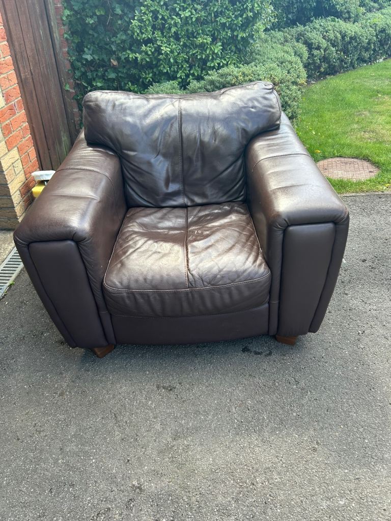 Leather arm chair
