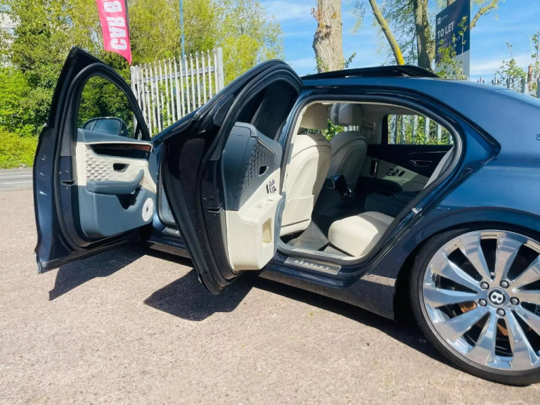BENTLEY FLYING SPUR BREAKING 2021 FIRST EDITION W12-A 6.0 PETROL SUPER LUXURY