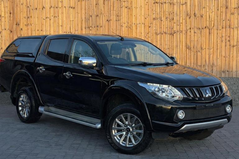 2018 Mitsubishi L200 Double Cab DI-D 178 Barbarian 4WD Auto *IMMACULATE CONDITION FSH* PICK UP Di...