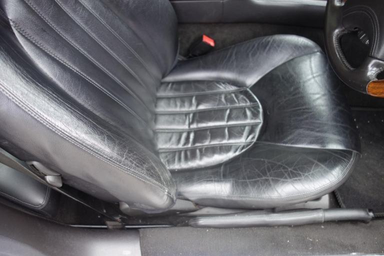 Jaguar XK8 4.0 Coupe 2dr Petrol Automatic (281 g/km, 290 bhp) PETROL 1998/R