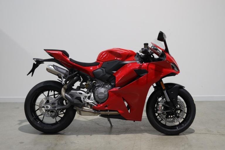 Ducati Panigale V2, 2026 Model year, Brand New and Unregistered, Pillion Seat